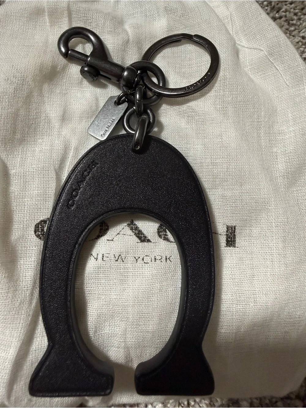 Coach Black Leather Horseshoe Keyring with Gunmetal Hardware BNIB